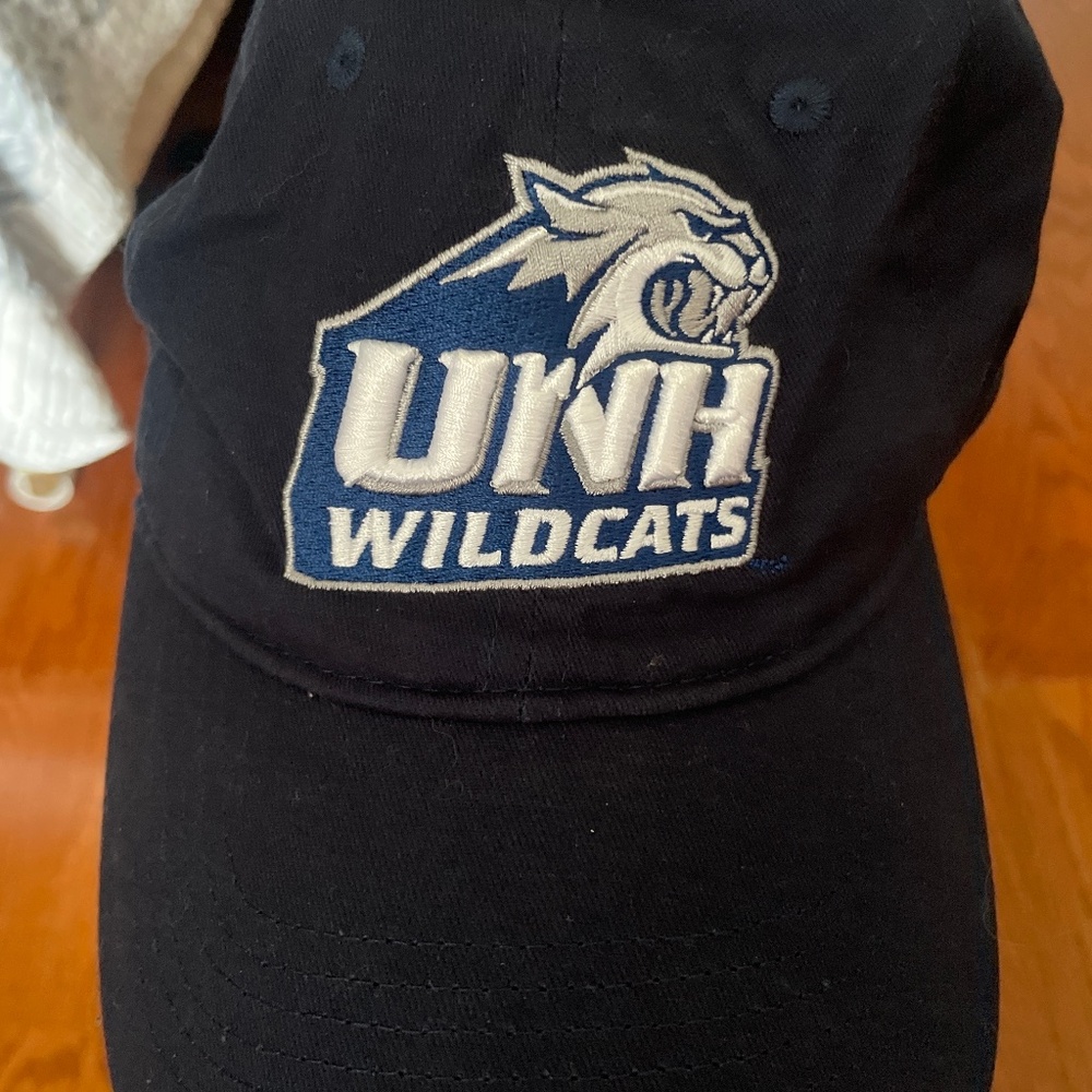 UNH wildcats hat